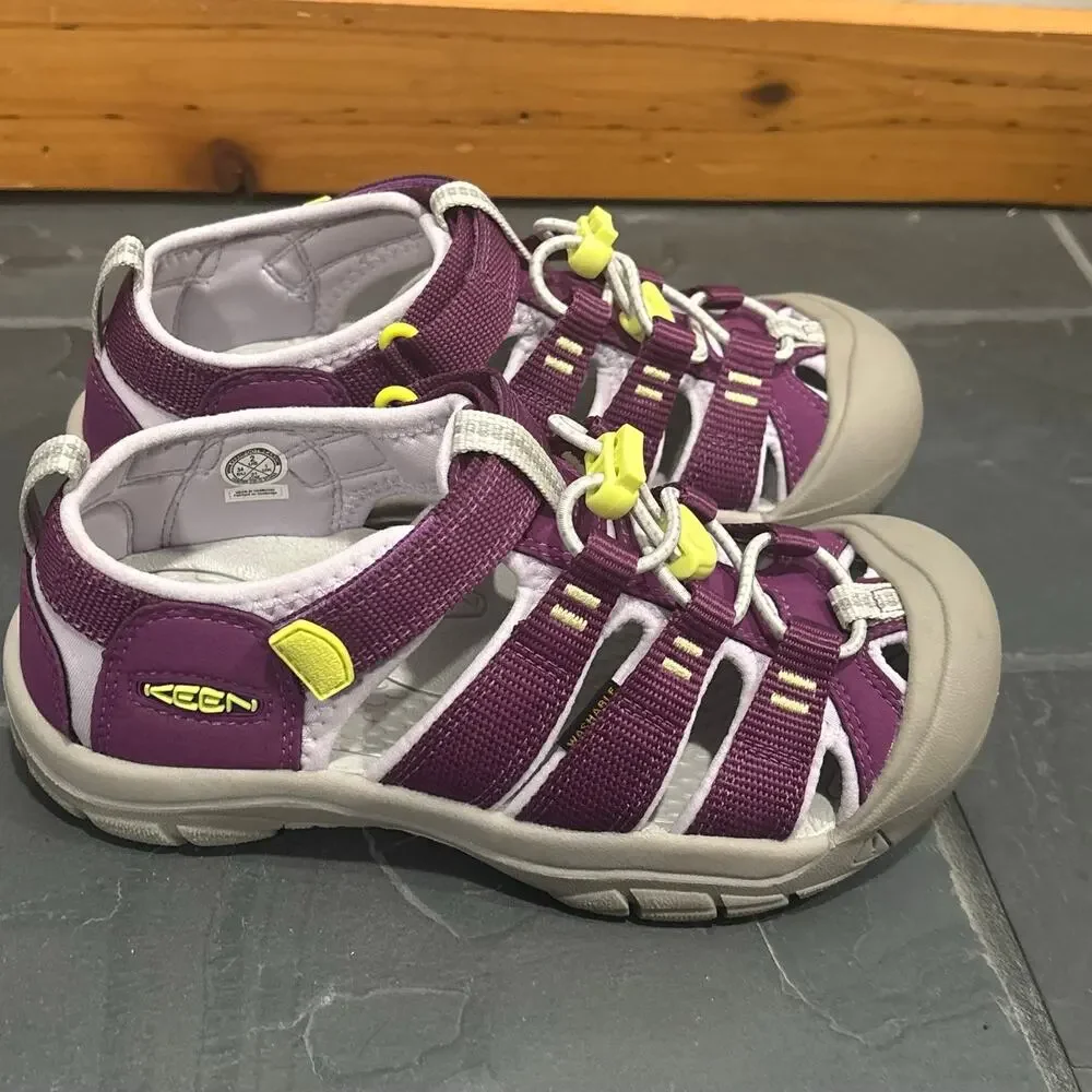 Keen Big Kids Newport H2 Purple Girls Sandals - size 2